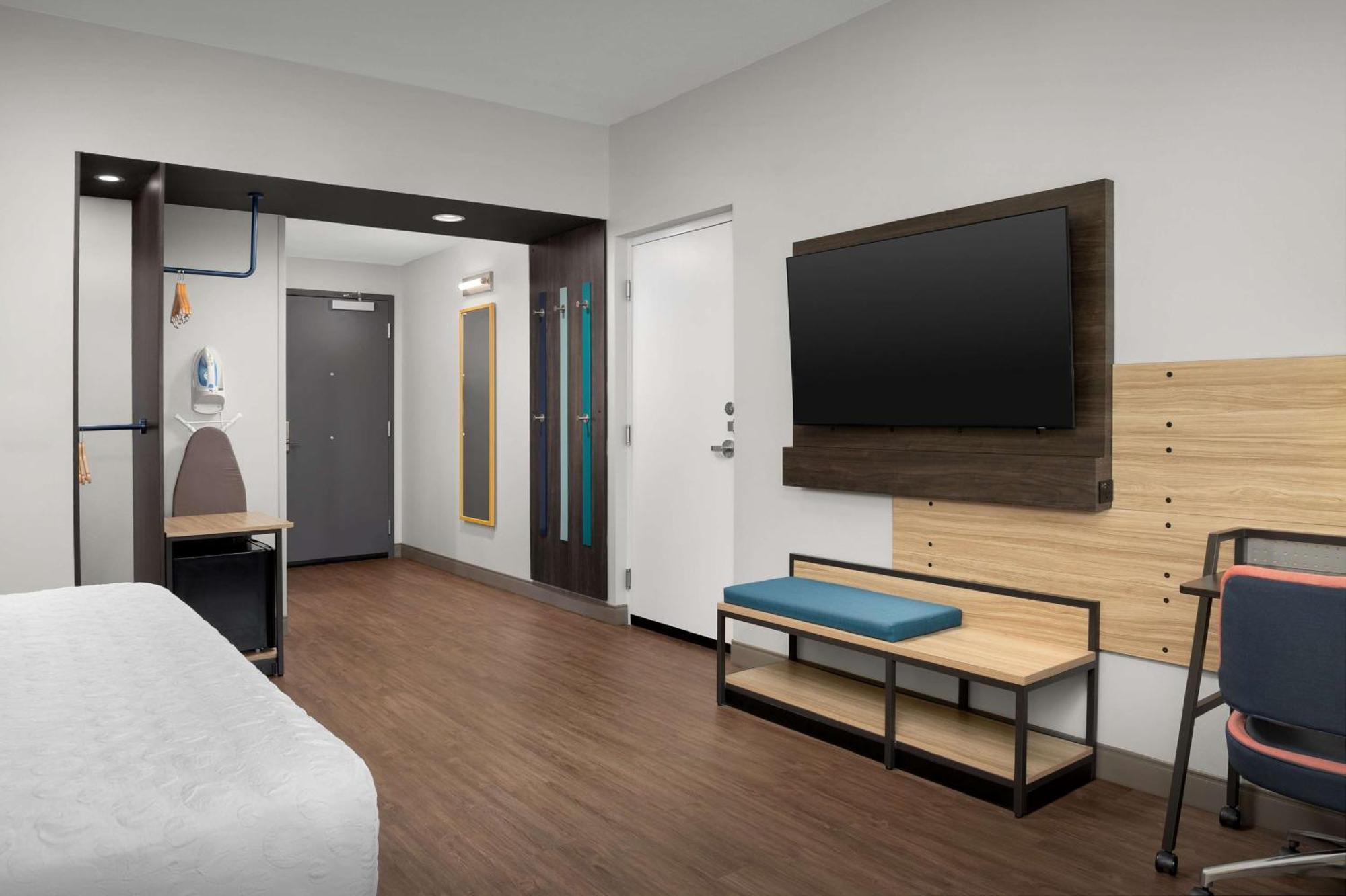 Tru By Hilton Jacksonville Airport Bagian luar foto