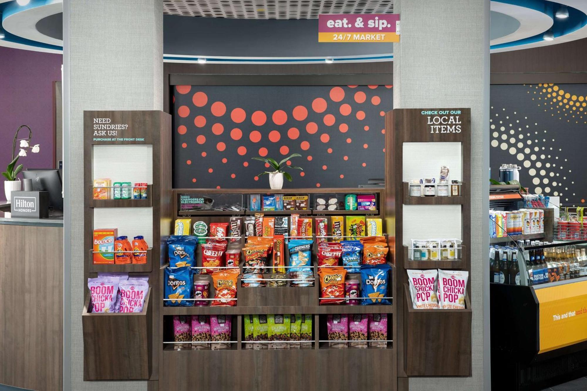 Tru By Hilton Jacksonville Airport Bagian luar foto