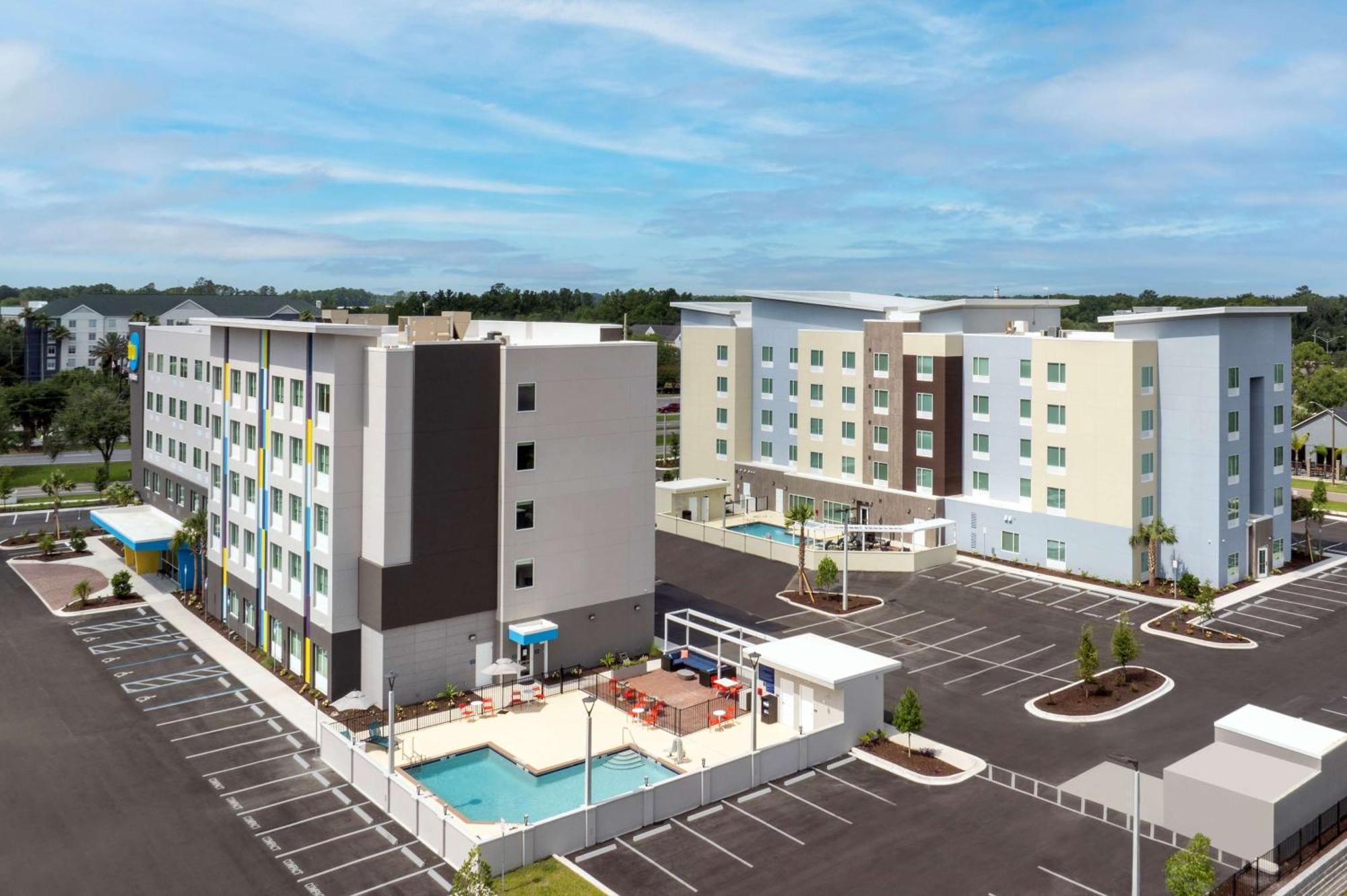 Tru By Hilton Jacksonville Airport Bagian luar foto