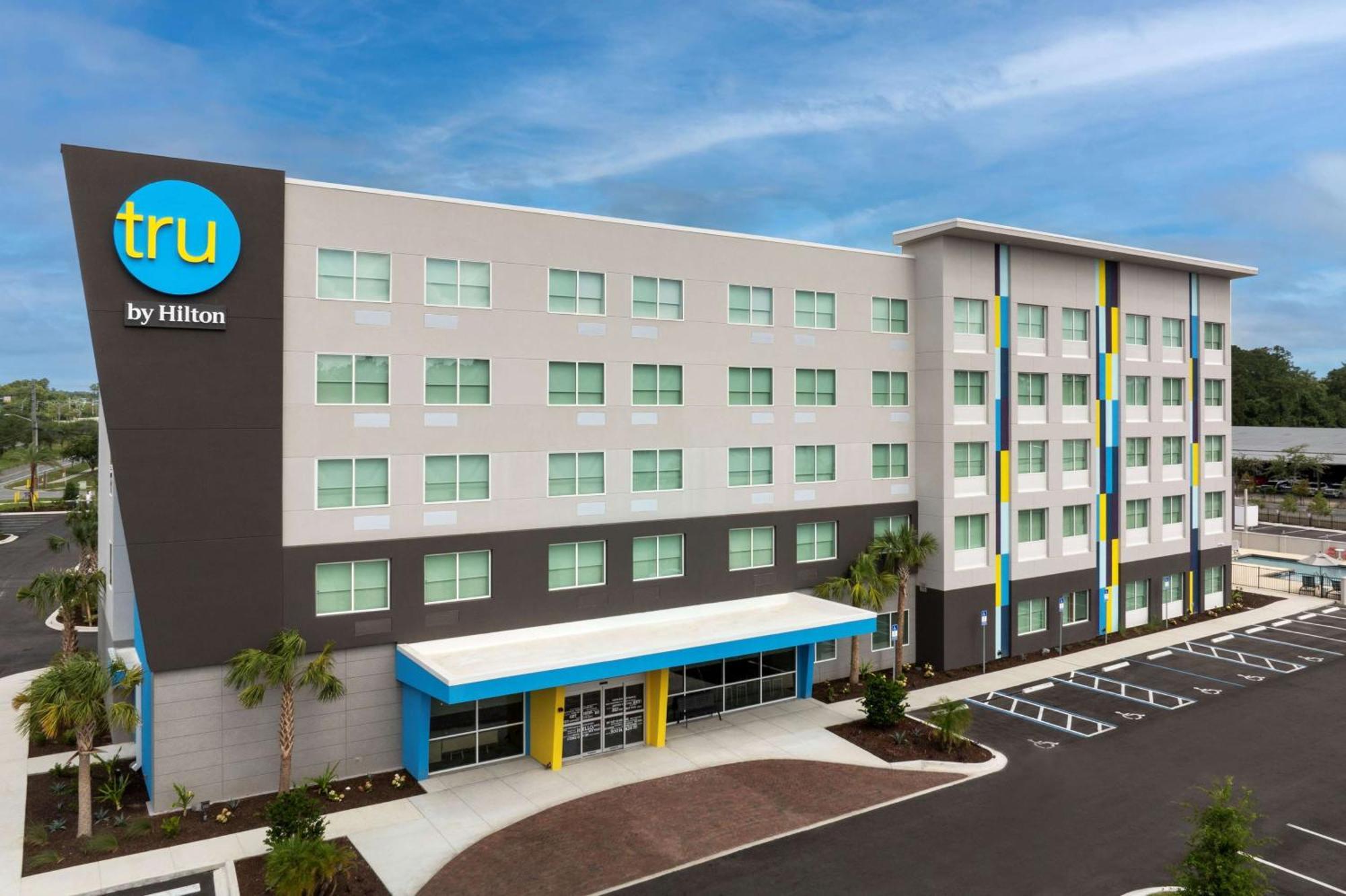 Tru By Hilton Jacksonville Airport Bagian luar foto